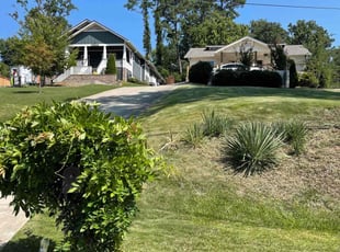 Brenda R.'s grass maintenance service result