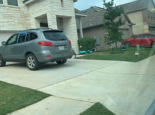 Hilary B.'s lawn care services service result