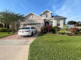 Sandi G.'s grass maintenance service result