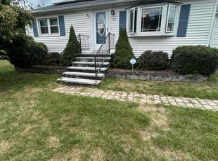 Eric D.'s Bush Trimming service result