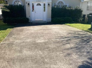 Linda F.'s lawn care services service result