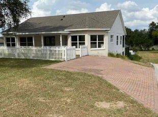 Jamie M.'s lawn maintenance service result