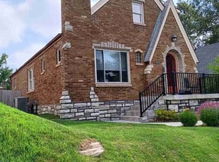 Tarron B.'s grass maintenance service result