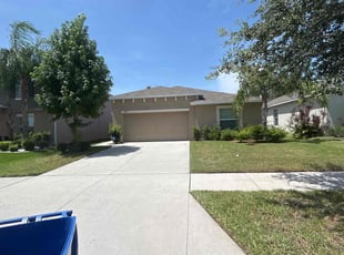Andrea W.'s lawn maintenance service result