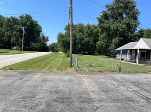Kristen L.'s lawn care service result