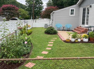 Courtney W.'s lawn care services service result