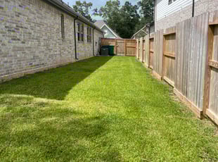 Sherry L.'s lawn care services service result