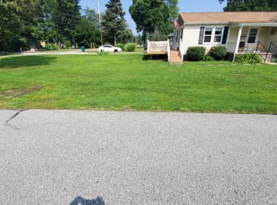Abood A.'s lawn maintenance service result