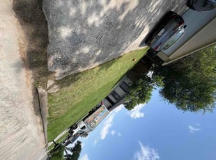Ijurnaie F.'s lawn service service result