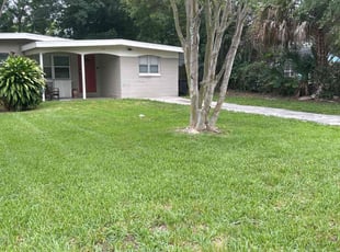 Christina E.'s grass cutting service result