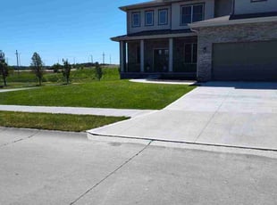 Thomas A.'s lawn care services service result