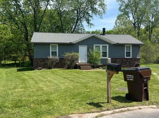 Cynthia W.'s grass maintenance service result