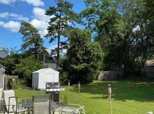 Angela M.'s lawn maintenance service result