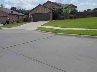 Erin W.'s lawn service service result
