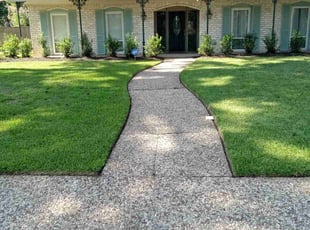 Devan S.'s lawn care services service result