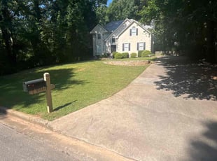 Rhonda C.'s grass cutting service result