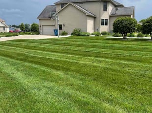 Jeff B.'s lawn care services service result