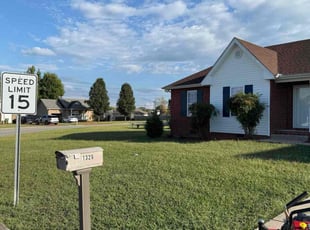 Stacy B.'s turf maintenance service result