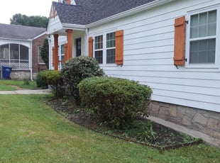 Etta W.'s Bush Trimming service result