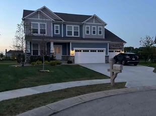 Dana W.'s lawn maintenance service result
