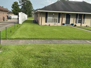 Heather B.'s lawn care service result
