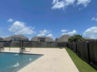Michelle K.'s lawn care services service result