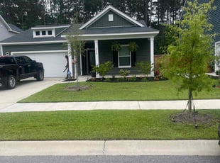Rebecca M.'s lawn care services service result