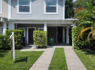 Wasima S.'s Bush Trimming service result