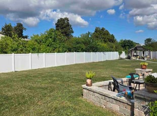 Lisa O.'s lawn maintenance service result