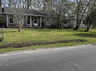 Mary H.'s lawn maintenance service result