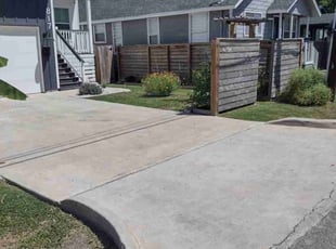 Abby D.'s lawn care services service result