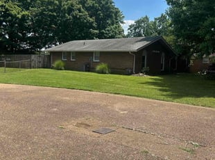 Bridget C.'s grass cutting service result