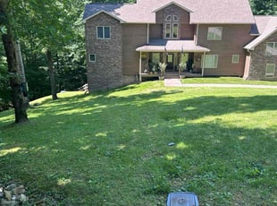 Jon G.'s lawn maintenance service result
