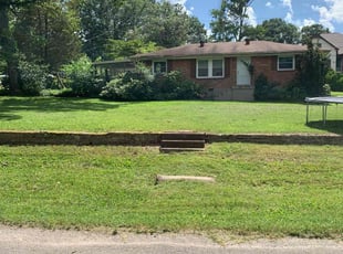 Maria E.'s grass cutting service result