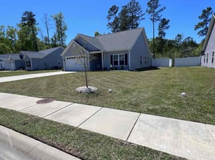 Jennifer W.'s lawn maintenance service result
