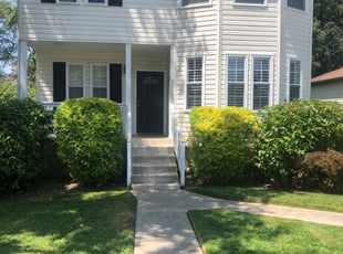 Devan D.'s Bush Trimming service result