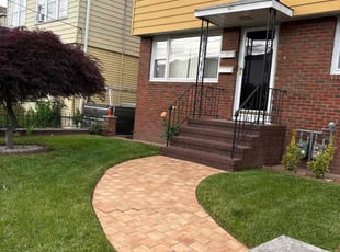 Davon B.'s lawn maintenance service result
