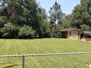 Amber J.'s lawn care services service result