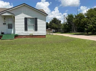 Rona S.'s grass cutting service result