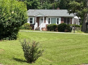 Karen P.'s grass maintenance service result