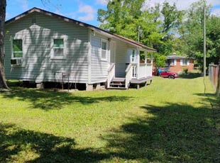 Amy R.'s lawn care service result