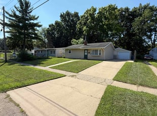 Robert M.'s lawn maintenance service result