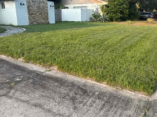 Crystal G.'s lawn care services service result