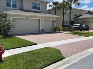 Kristine S.'s lawn care services service result