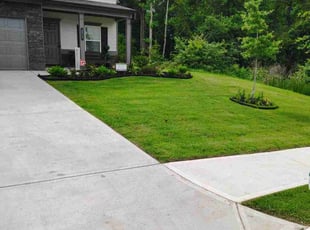 Joanne M.'s lawn maintenance service result
