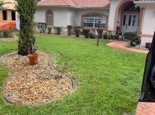 Carolyn D.'s lawn care service result