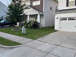 Jennifer N.'s lawn care service result