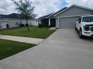 Jennifer P.'s lawn maintenance service result