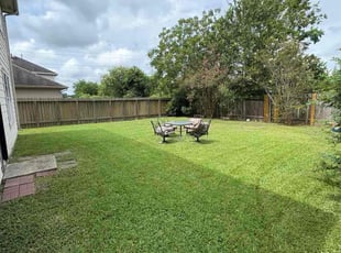 Lanitra F.'s lawn care service result