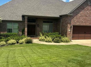 Alex E.'s lawn care services service result
